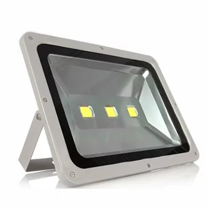 Memilih Lampu Flood Light untuk Pencahayaan Acara Outdoor